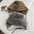 English Style Ear Protection Bucket Hats: Retro Plush Caps for Autumn/Winter Travel